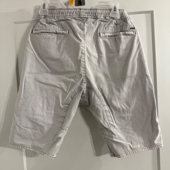 Bullhead Gray Slim Jogger Shorts - Picture 2 of 3